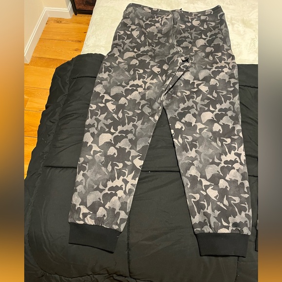 BALLY Unisex Gray Camouflage Hoodie and Jogger Set Sz: XL M / XXL W Orig.$460 - Picture 4 of 14